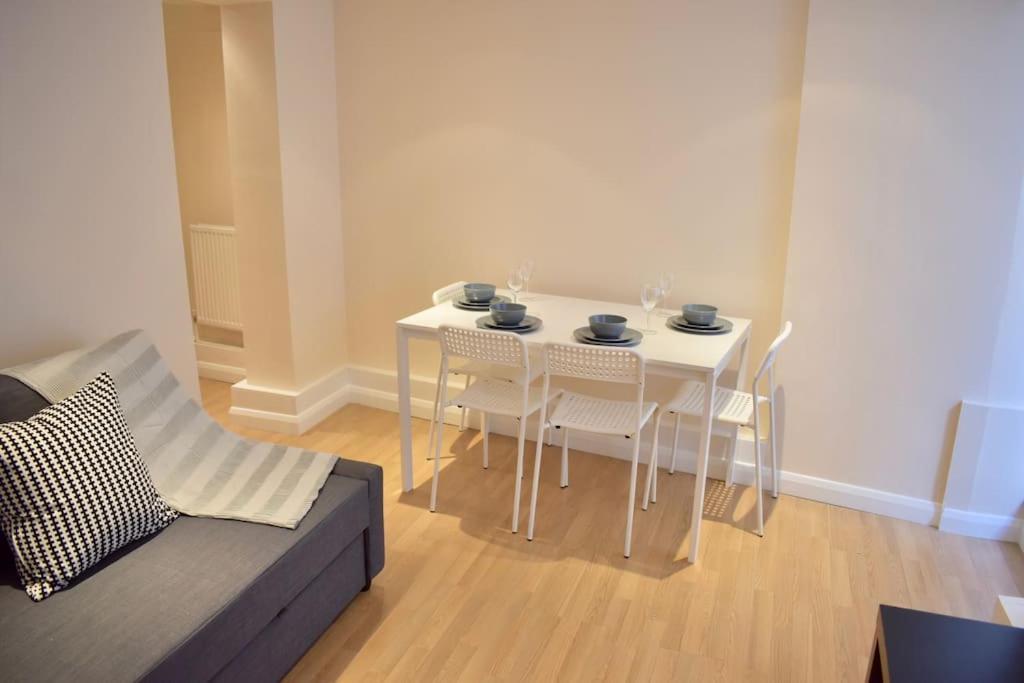 Cosy 1 Bedroom Flat Near The London Eye Εξωτερικό φωτογραφία